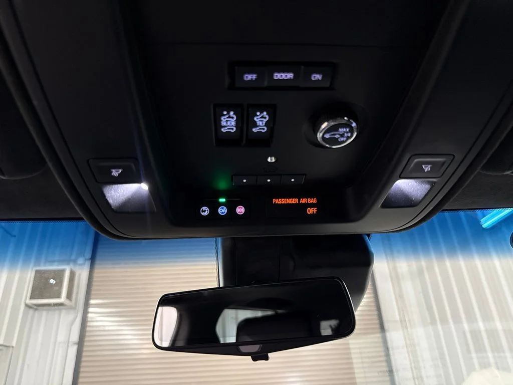 Used 2019 Black Raven Cadillac Platinum Edition image 38