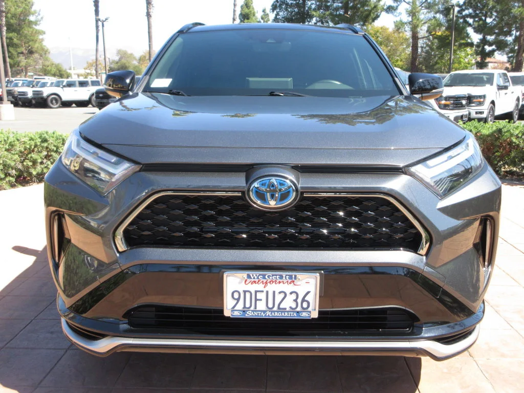 Certified Used 2022 Magnetic Gray Metallic Toyota XSE image 8