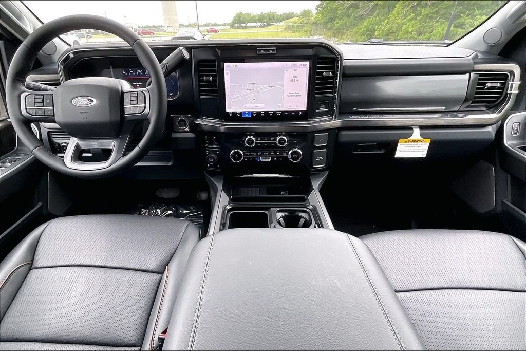 New 2026 Ford Super Duty F-250 Lariat 4D Crew Cab