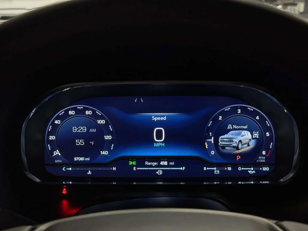 2024 Chevrolet Suburban RST - Photo 12