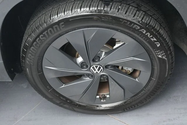 Used 2025  Volkswagen 1.5T S image 31