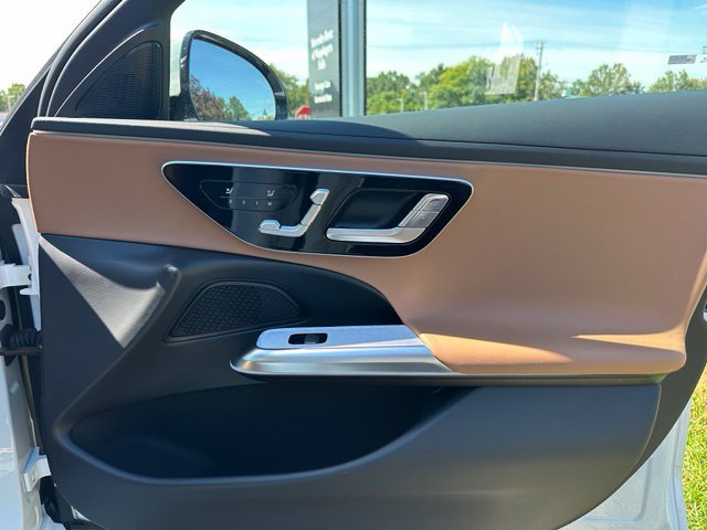 New 2027 Polar White Mercedes-Benz E 350 image 62