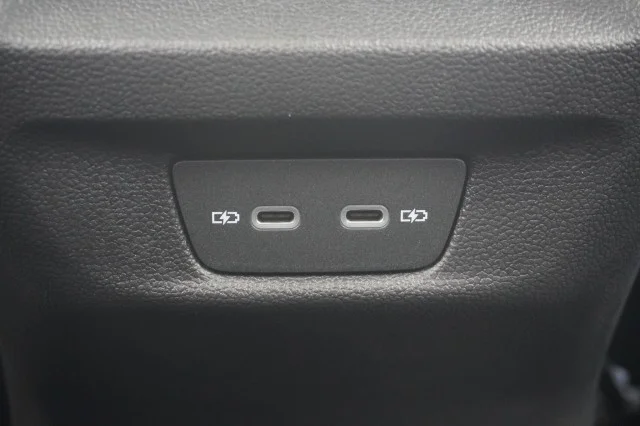 New 2026 Deep Black Pearl Volkswagen SE image 23