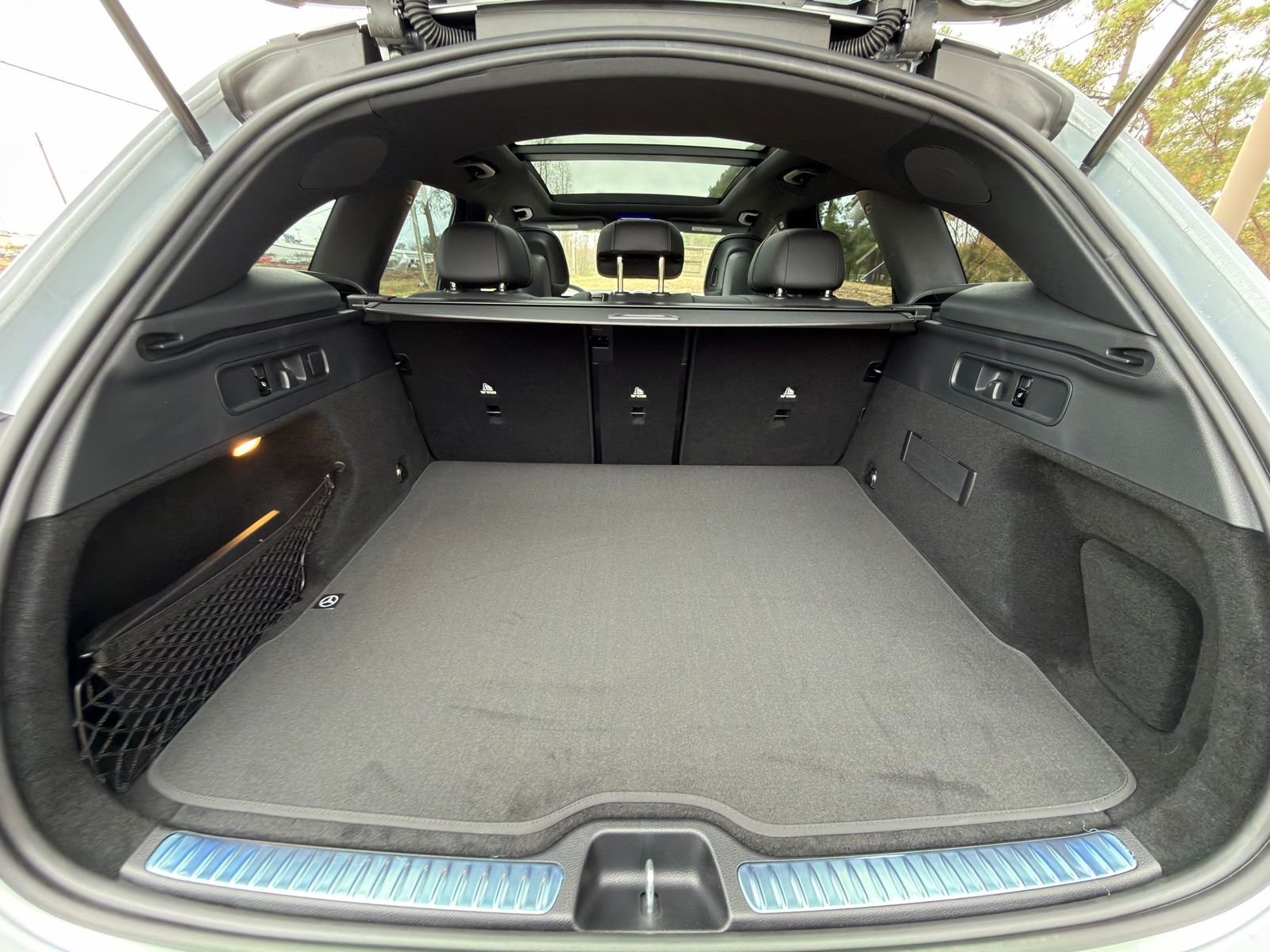 New 2026 Cirrus Silver Metallic Mercedes-Benz GLC 300 image 17