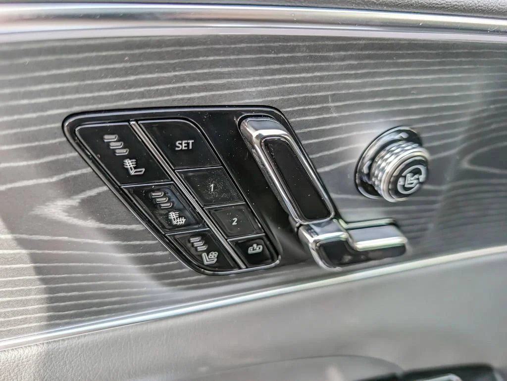 2026 Cadillac LYRIQ Premium Sport - Photo 12