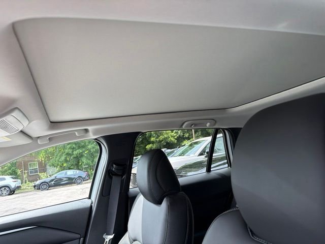 New 2026 Wind Chill Pearl Mazda 2.5 S Preferred AWD image 15