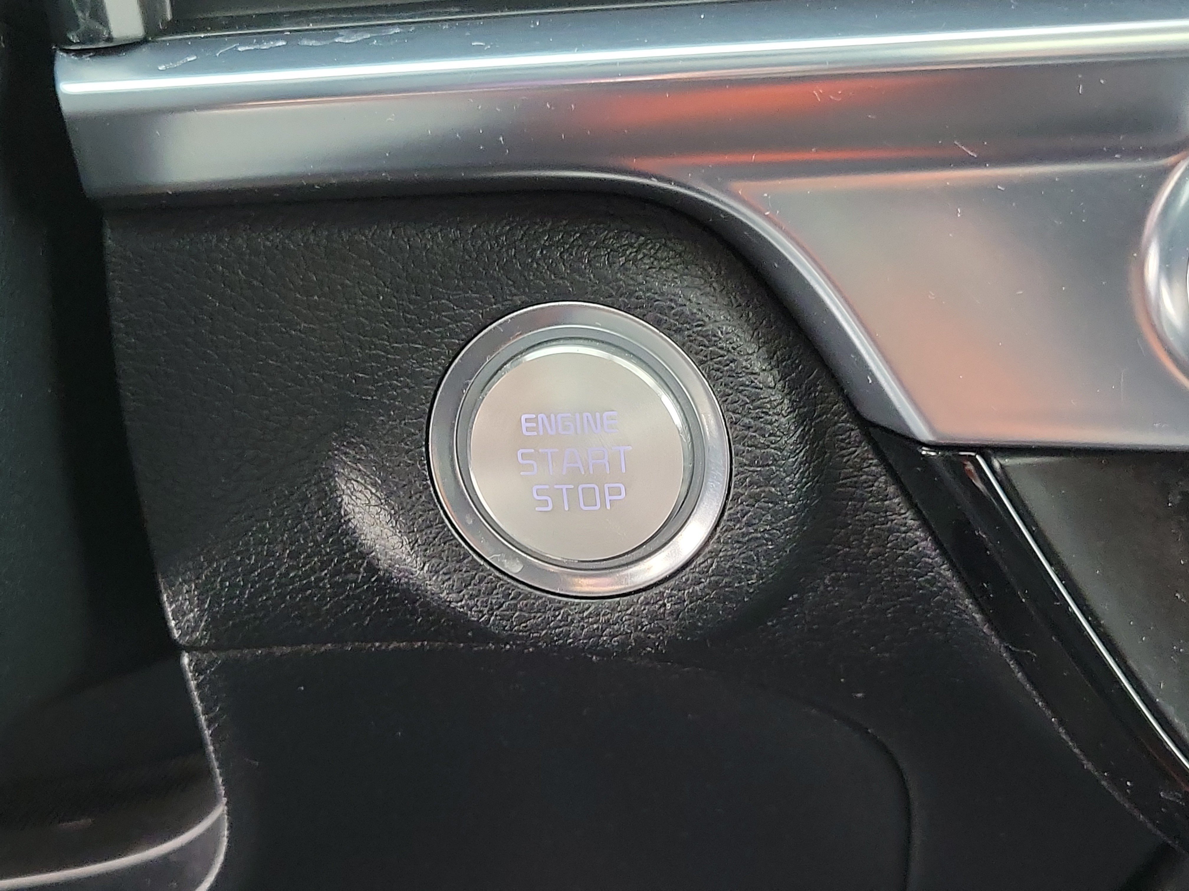 Used 2024 Gravity Gray Kia SX image 33