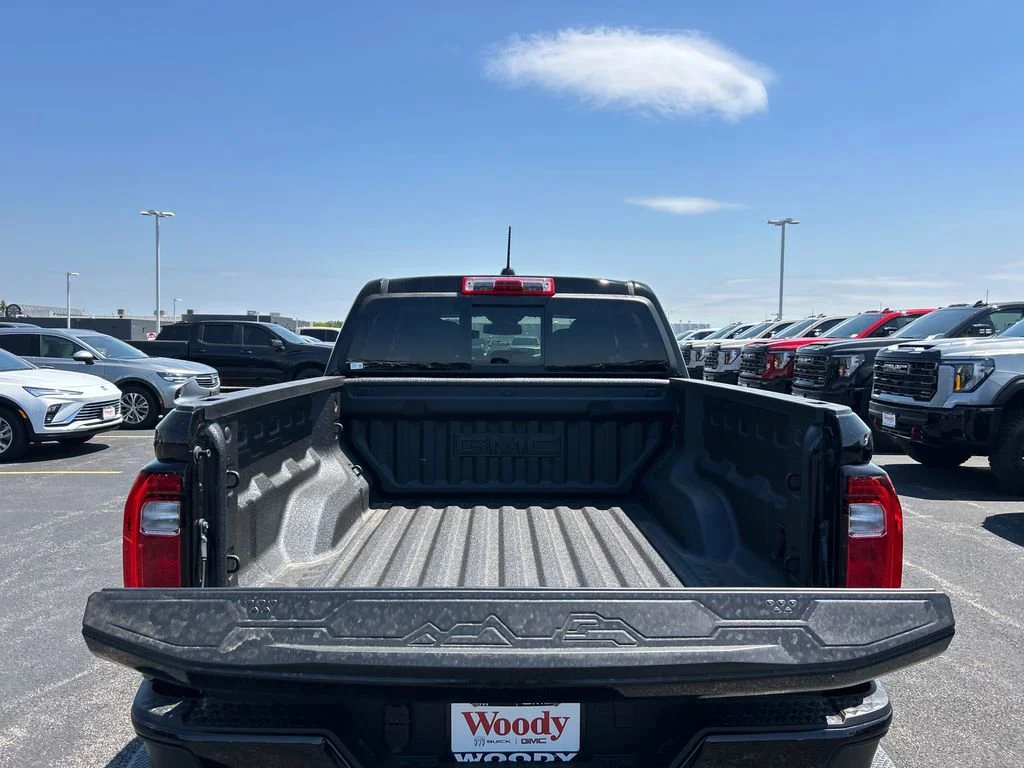 New 2026 Onyx Black GMC AT4 image 37