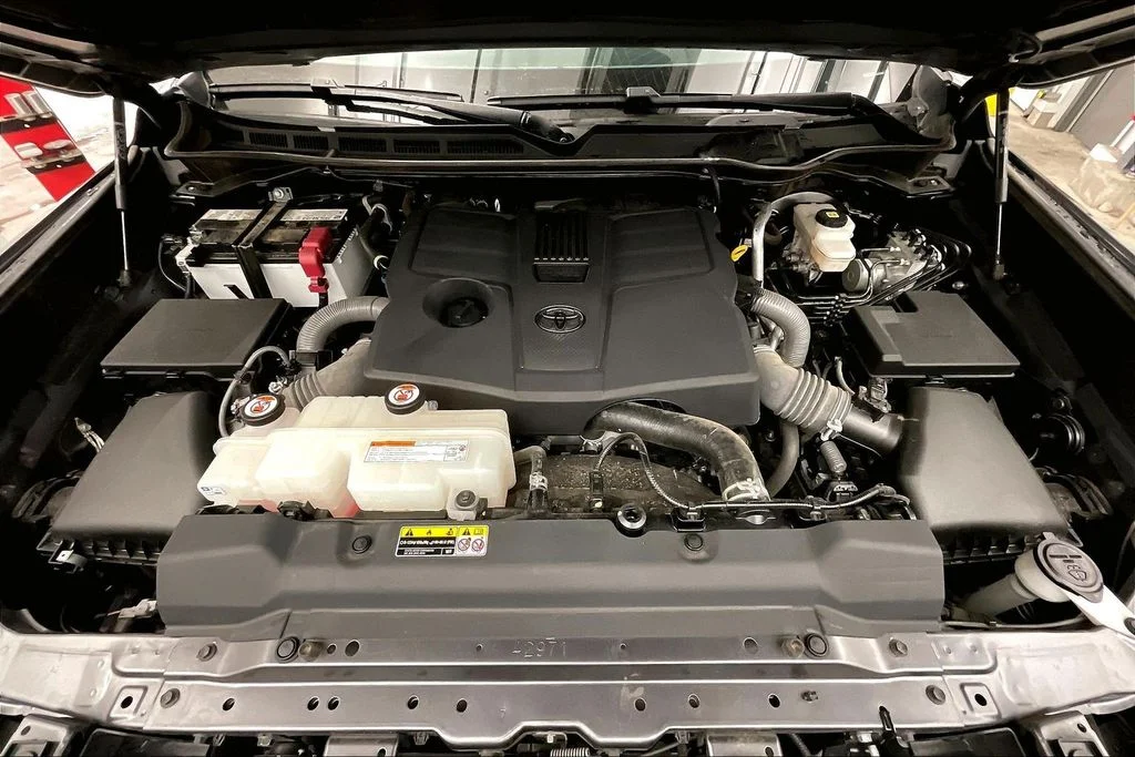 2024 Toyota Tundra Limited - Photo 14