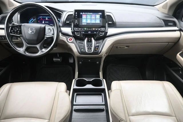 Used 2019 Lunar Silver Metallic Honda EX-L image 23