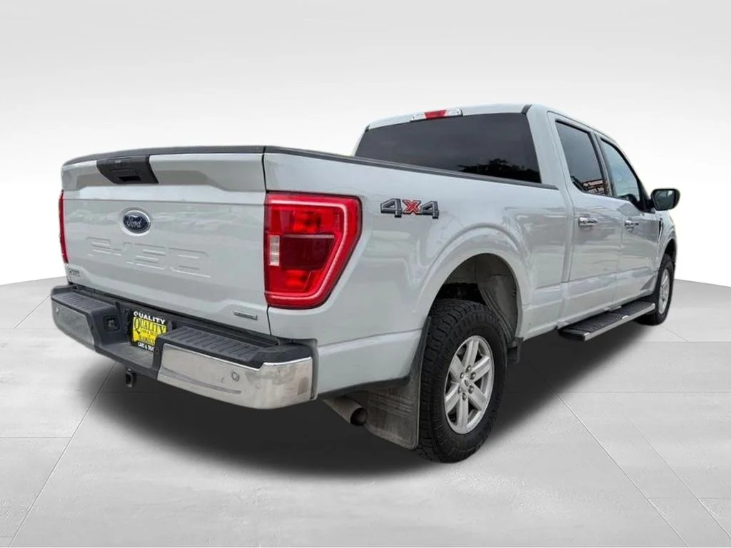 Used 2023 Gray Ford XLT image 5