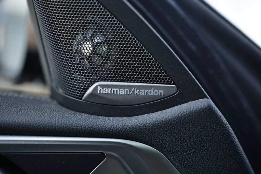 Used 2023 Black Sapphire Metallic BMW M440i xDrive image 18