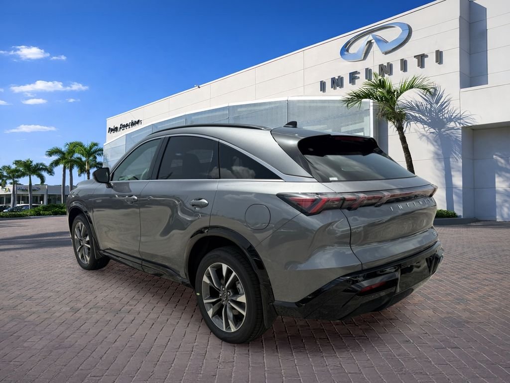 New 2027 GRAPHITE SHADOW INFINITI Luxe AWD image 5