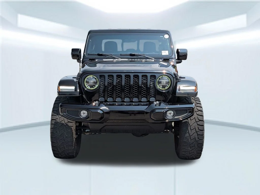 Used 2021 Black Jeep Overland image 10