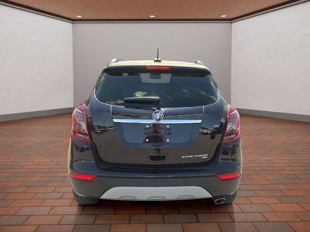 Used 2022 Ebony Twilight Metallic Buick Preferred image 26