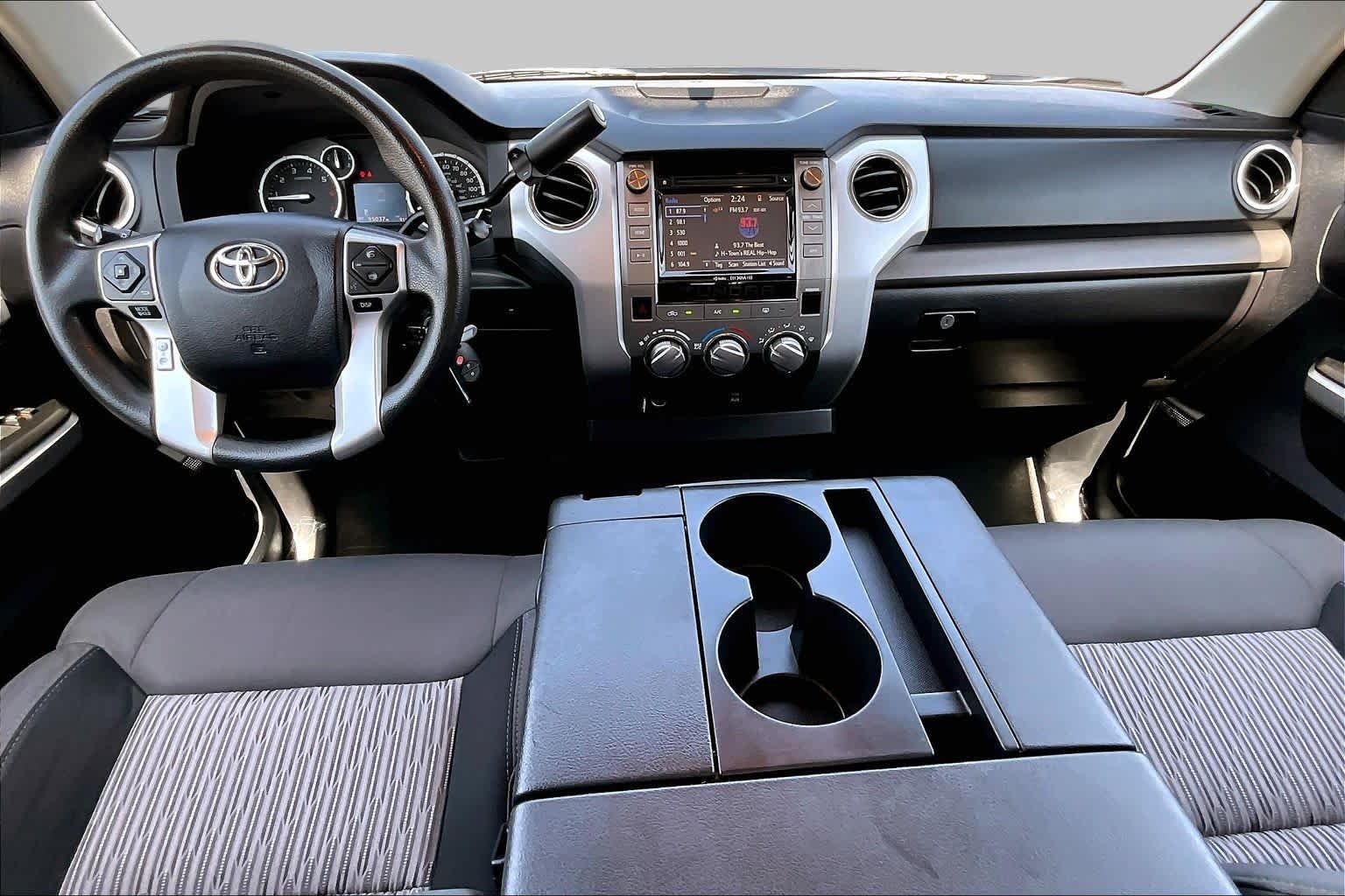 Used 2016 Black Toyota SR5 image 16