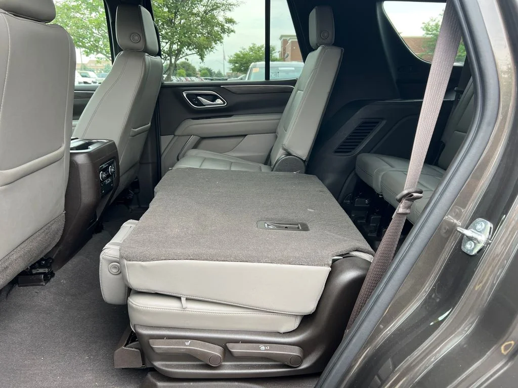Used 2021 Gray Chevrolet LT image 8