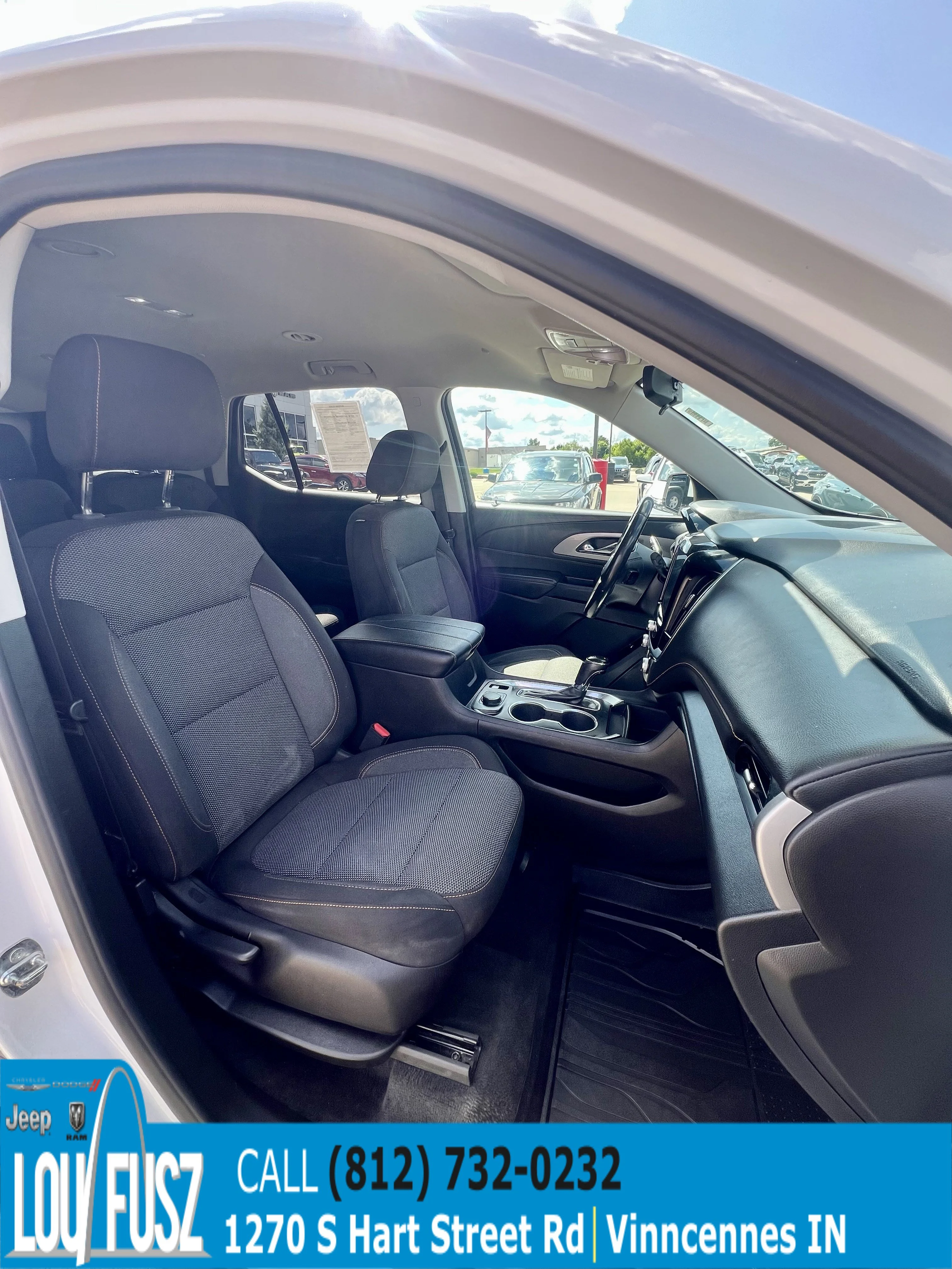 Used 2019 Summit White Chevrolet LT Cloth image 21