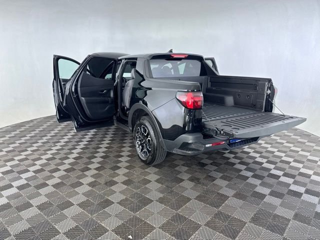 Used 2024 Black Hyundai SEL image 20