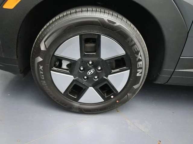 Used 2026 Gray Hyundai SEL image 21
