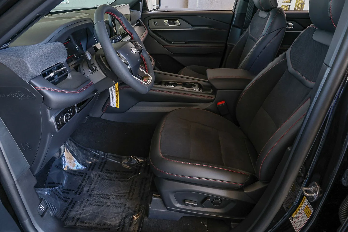 New 2026 Agate Black Metallic Ford ST image 10