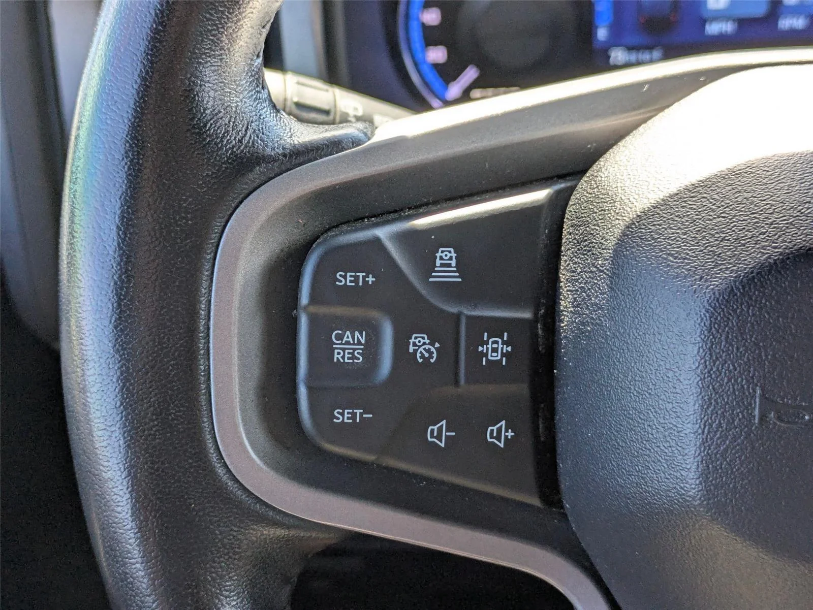Used 2022 Shadow Black Ford Wildtrak image 16