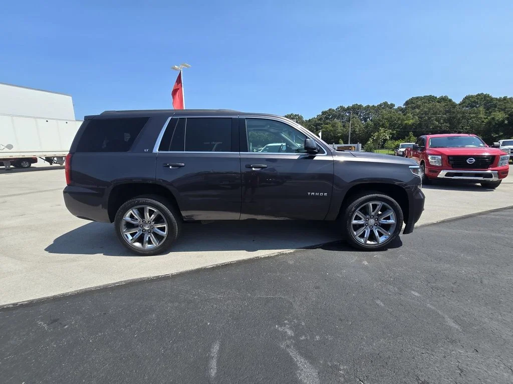 Used 2018 TUNGSTEN METALLIC Chevrolet LT image 8