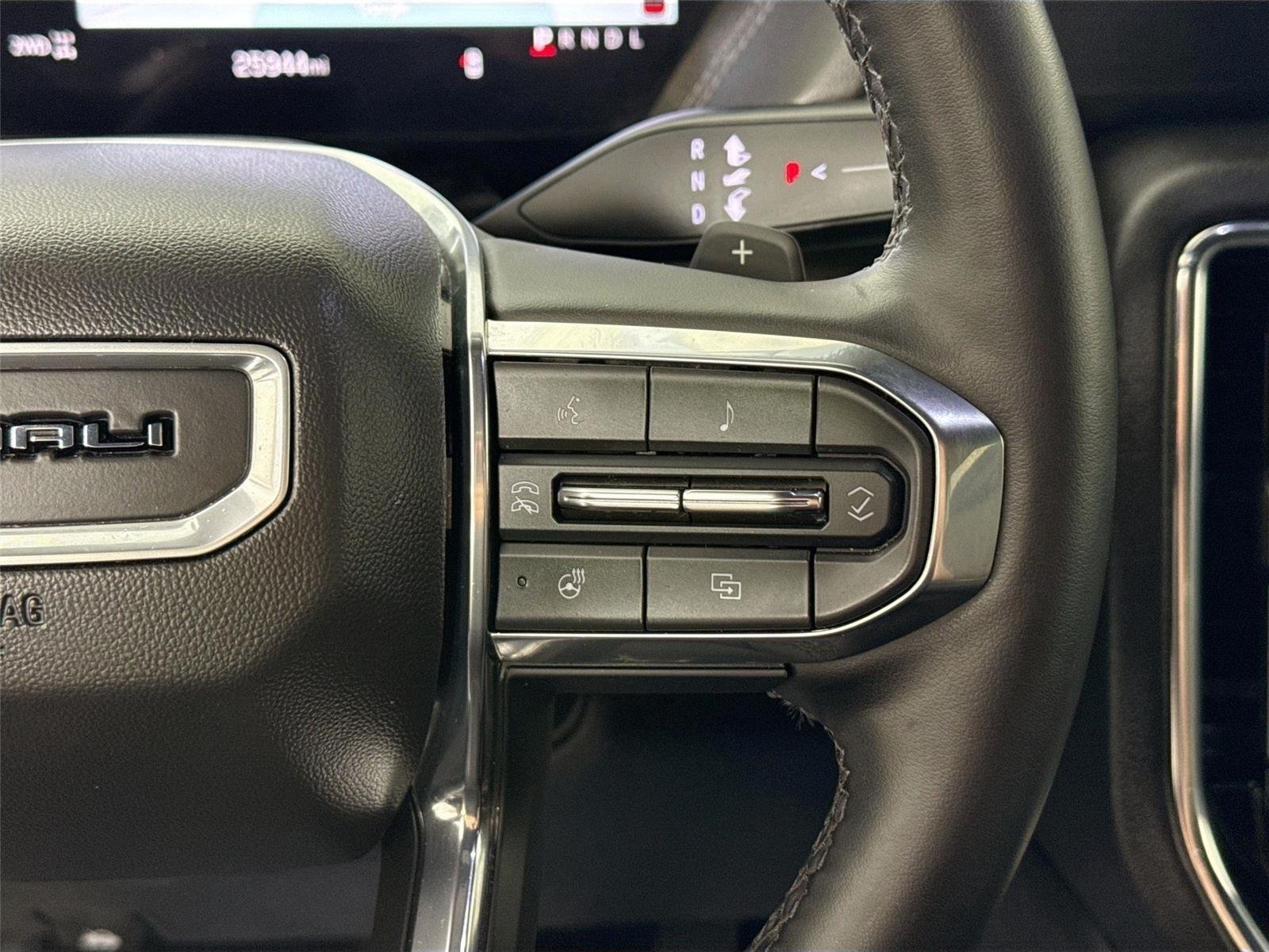 Used 2025 Onyx Black GMC Denali image 20