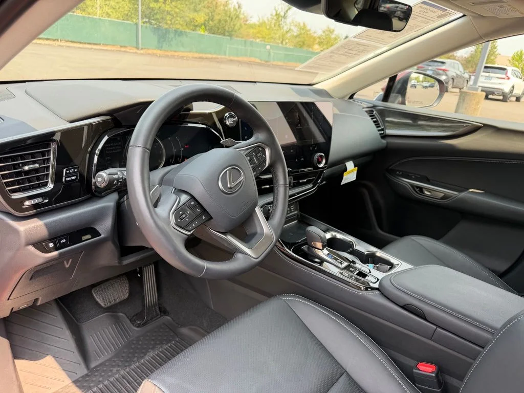 Used 2025 Copper Lexus 350 Premium image 17