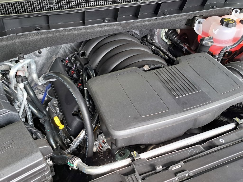2026 Chevrolet Tahoe LS - Photo 15