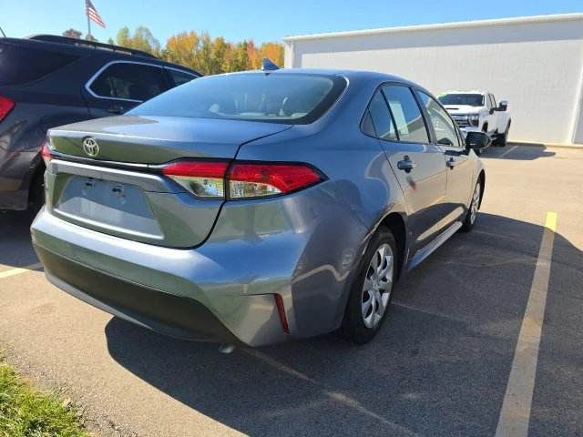 Used 2024 Celestite Toyota LE image 3