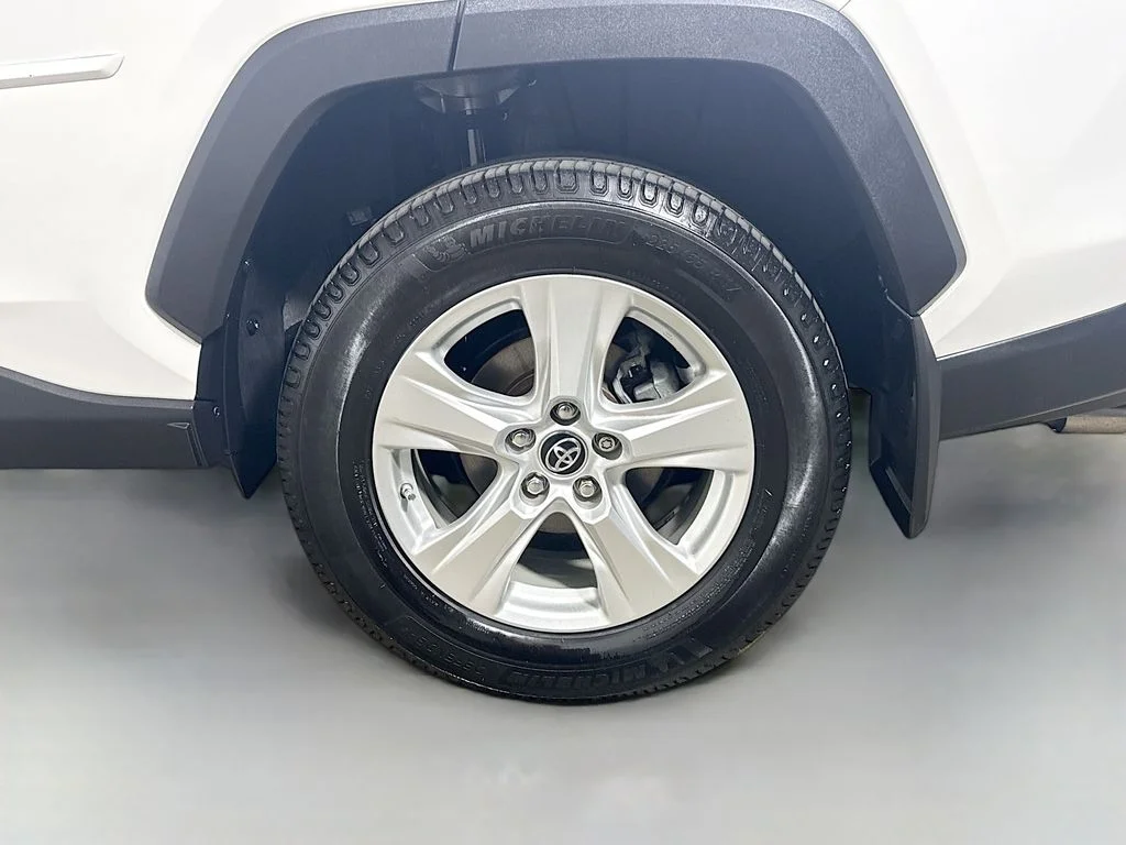 Used 2019 Super White Toyota XLE image 30