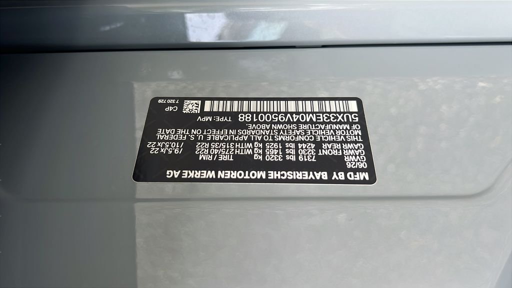 New 2027 Brooklyn Grey Metallic BMW M60i image 25