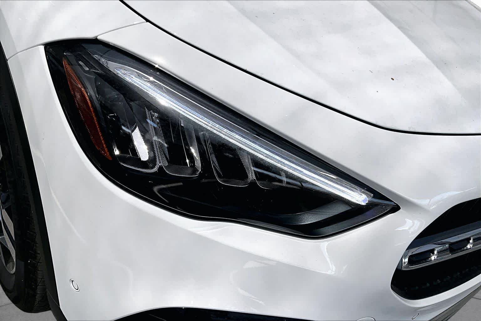New 2026 Polar White Mercedes-Benz GLA 250 image 20