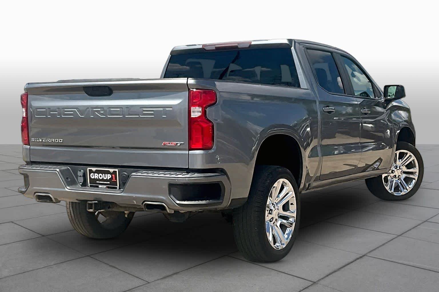 Used 2020 Satin Steel Metallic Chevrolet RST image 13