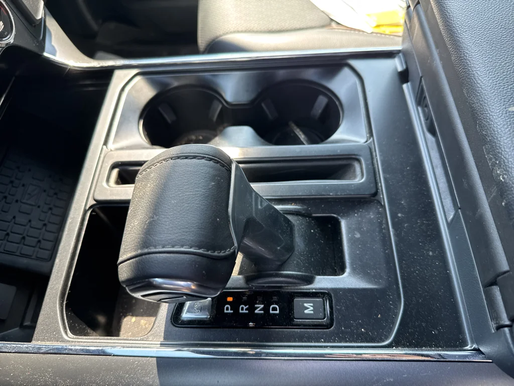 Certified Used 2025 Agate Black Metallic Ford LARIAT image 13