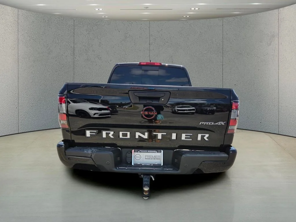 Used 2023 Black Nissan PRO-4X image 4