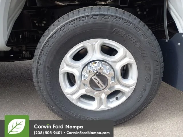 2026 Ford F-350 Super Duty XLT - Photo 32