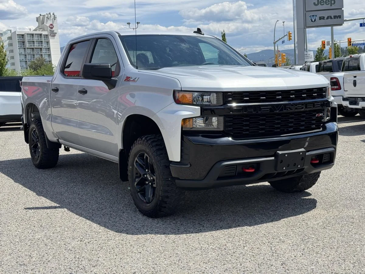 Used 2022 Beige Chevrolet Custom Trail Boss image 4