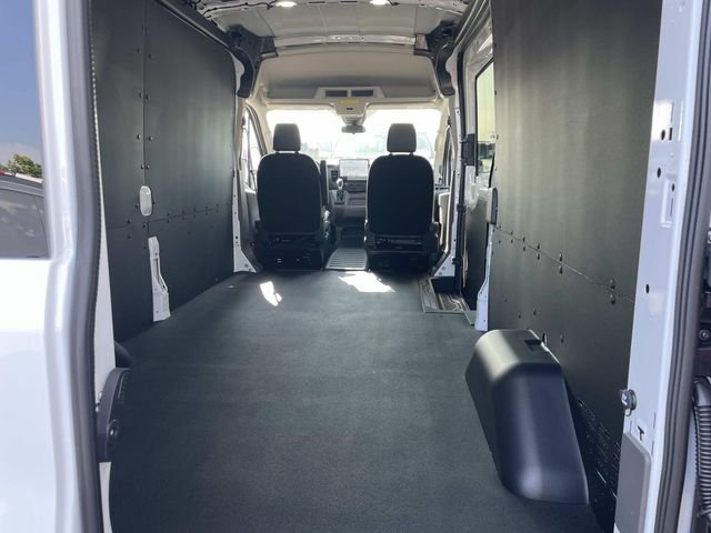 New 2026 Oxford White Ford Cargo Van image 3
