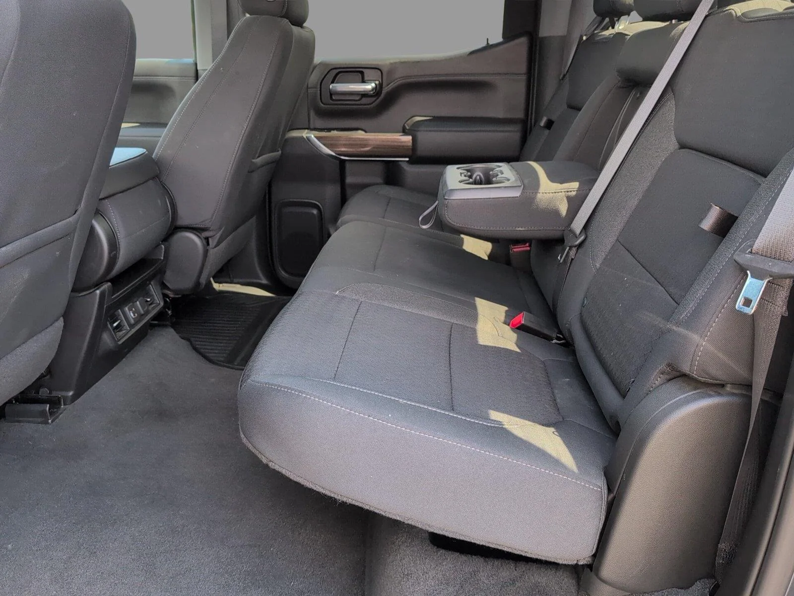 Used 2021 SHADOW GRAY METALLIC Chevrolet RST image 33
