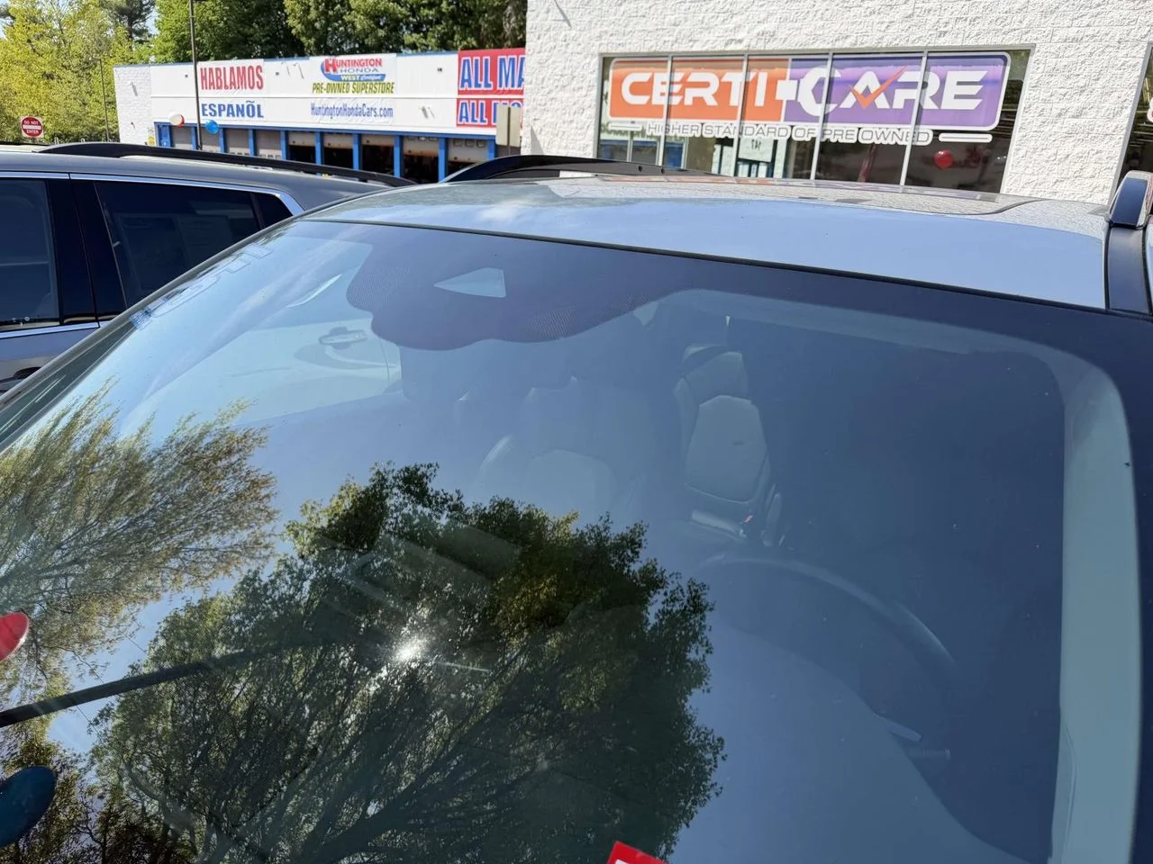 Used 2025 Platinum White Pearl Honda Touring image 39