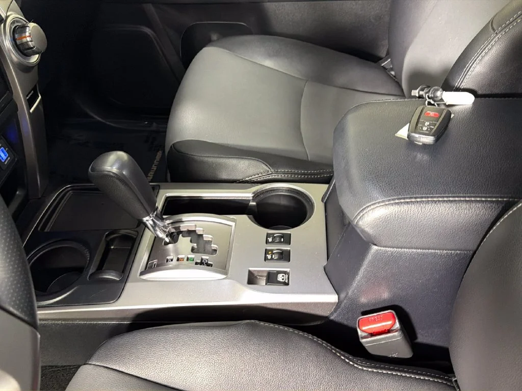 2022 Toyota 4Runner SR5 Premium - Photo 24