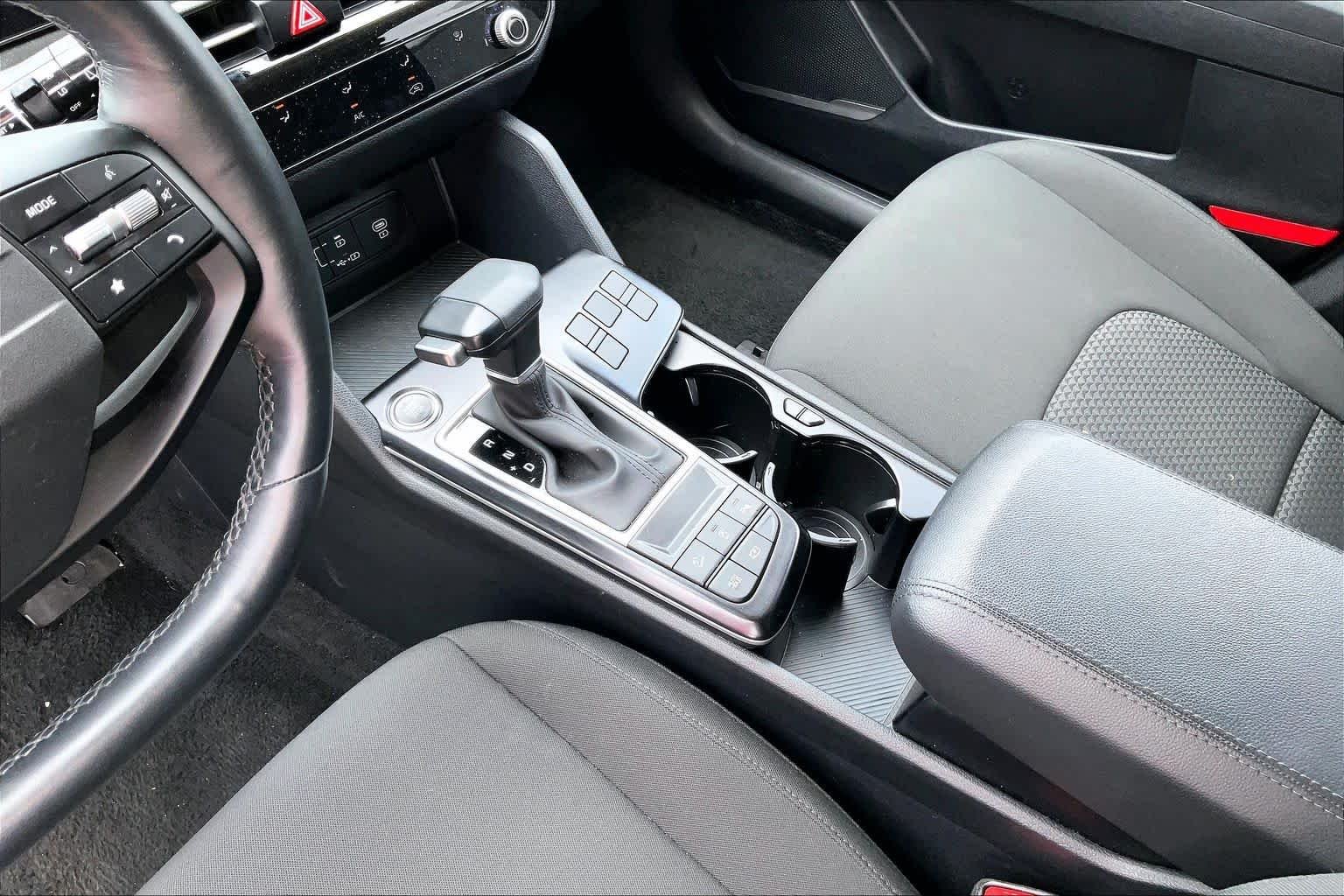 Used 2026 Ebony Black Kia LX image 16