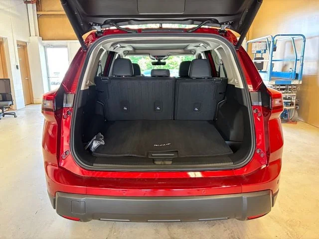 New 2026 Scarlet Ember Tintcoat Nissan Dark Armor image 18