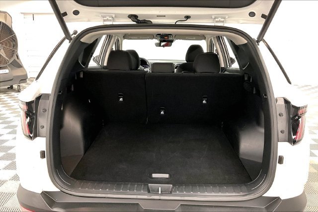 Used 2023 Serenity White Pearl Hyundai SEL image 41