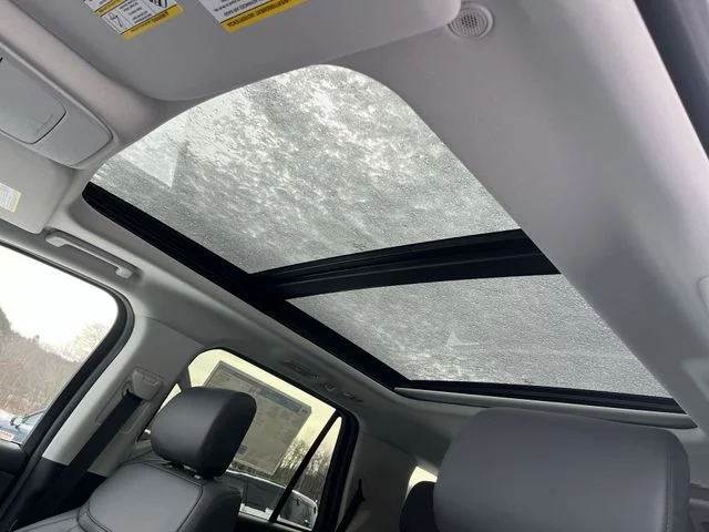New 2026 Dark Matter Gray Metallic Ford Active image 18
