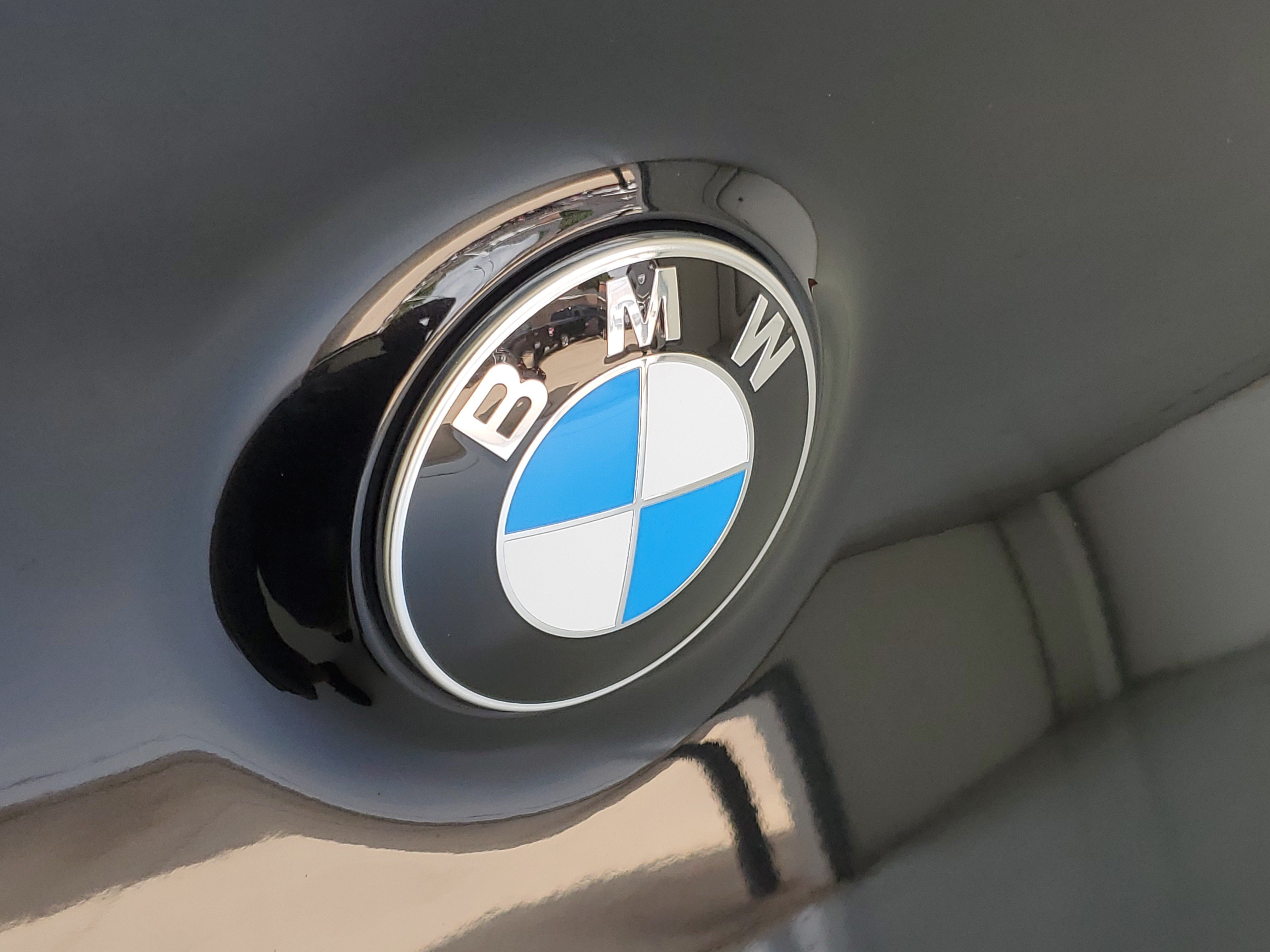 Used 2025 Black Sapphire Metallic BMW 30 xDrive image 9