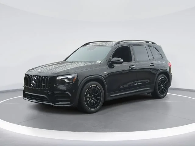 Used 2025  Mercedes-Benz GLB 35 AMG® image 1