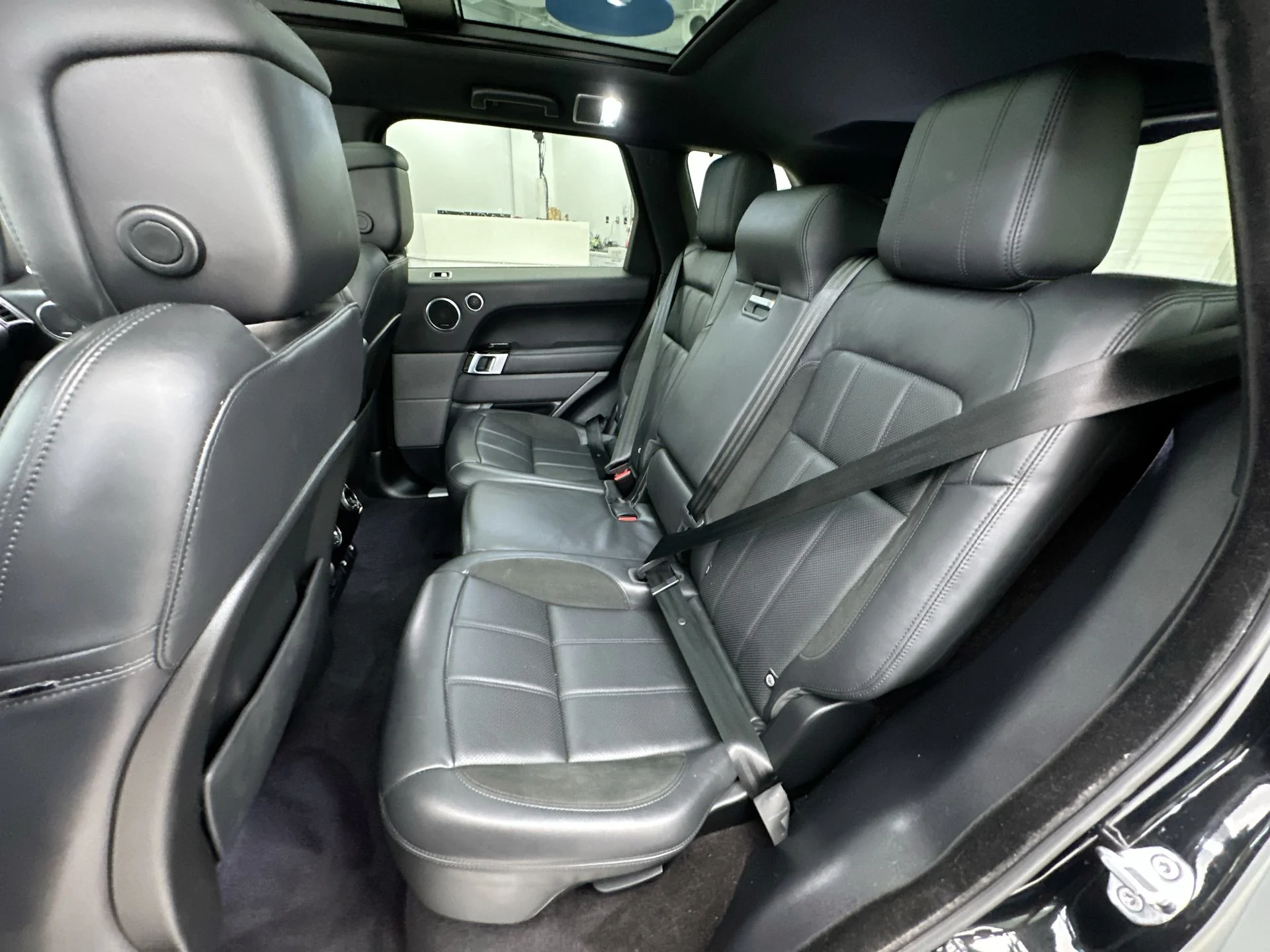Used 2021 Black Land Rover HST image 11